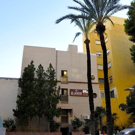 Hostal El Jardin Μπένιντορμ Εξωτερικό φωτογραφία