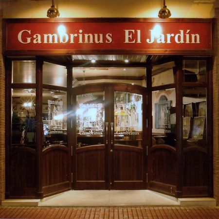 Hostal El Jardin Μπένιντορμ Εξωτερικό φωτογραφία