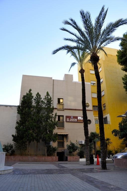 Hostal El Jardin Μπένιντορμ Εξωτερικό φωτογραφία
