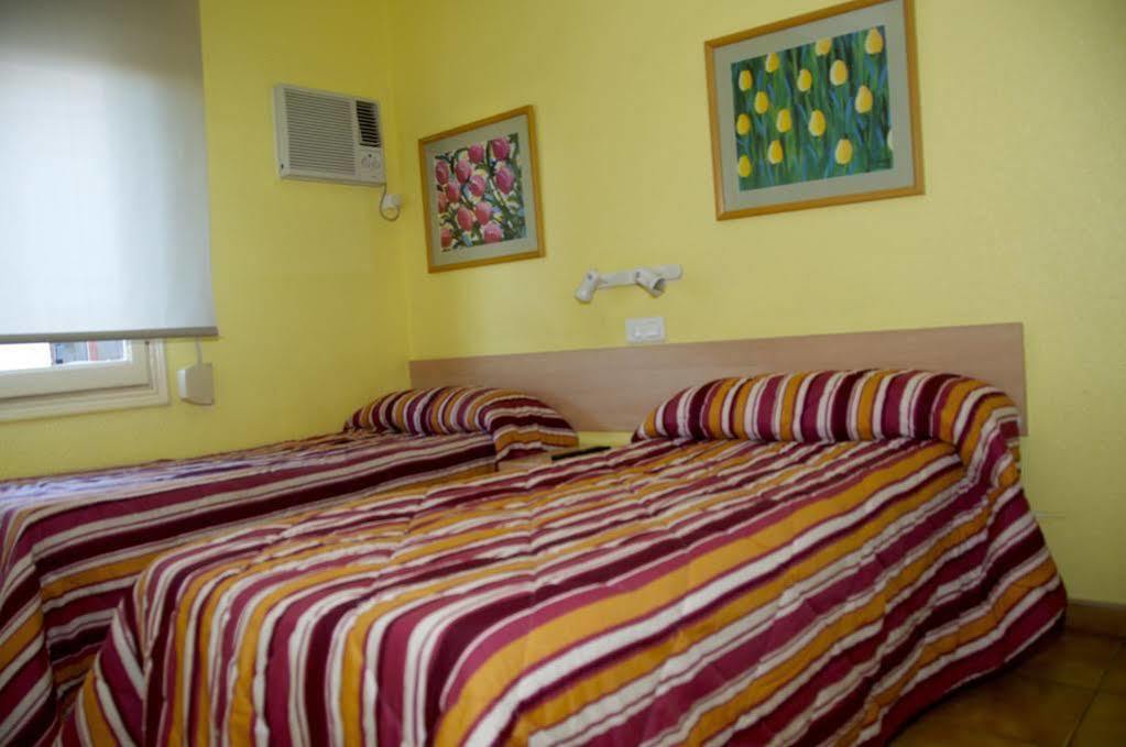 Hostal El Jardin Μπένιντορμ Εξωτερικό φωτογραφία